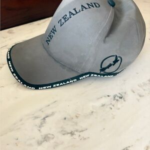New Zealand Gray Cap